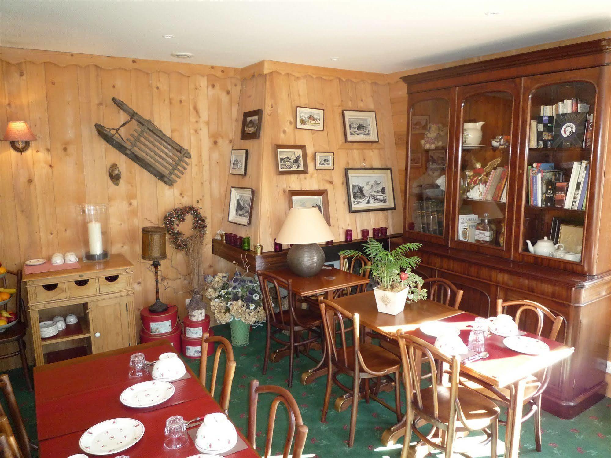 Les Aravis - Combloux Hotel Esterno foto